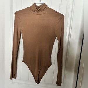 H&M Taupe Ribbed Bodysuit